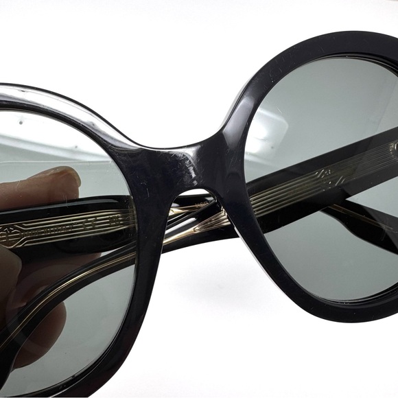 GUCCI sunglasses, made in Italy main image 11